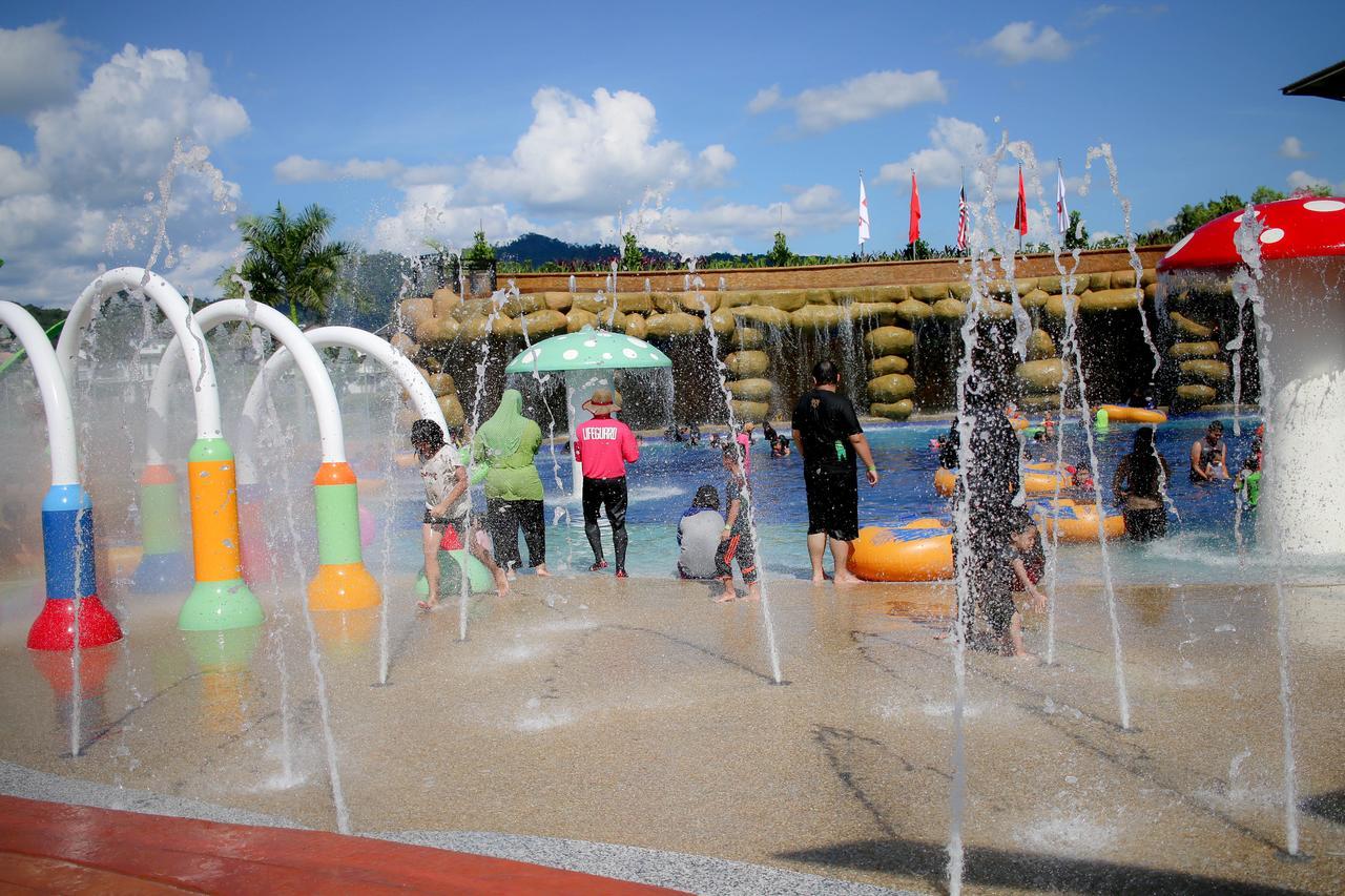 Bdb Darulaman Golf Resort Alor Setar Exterior foto