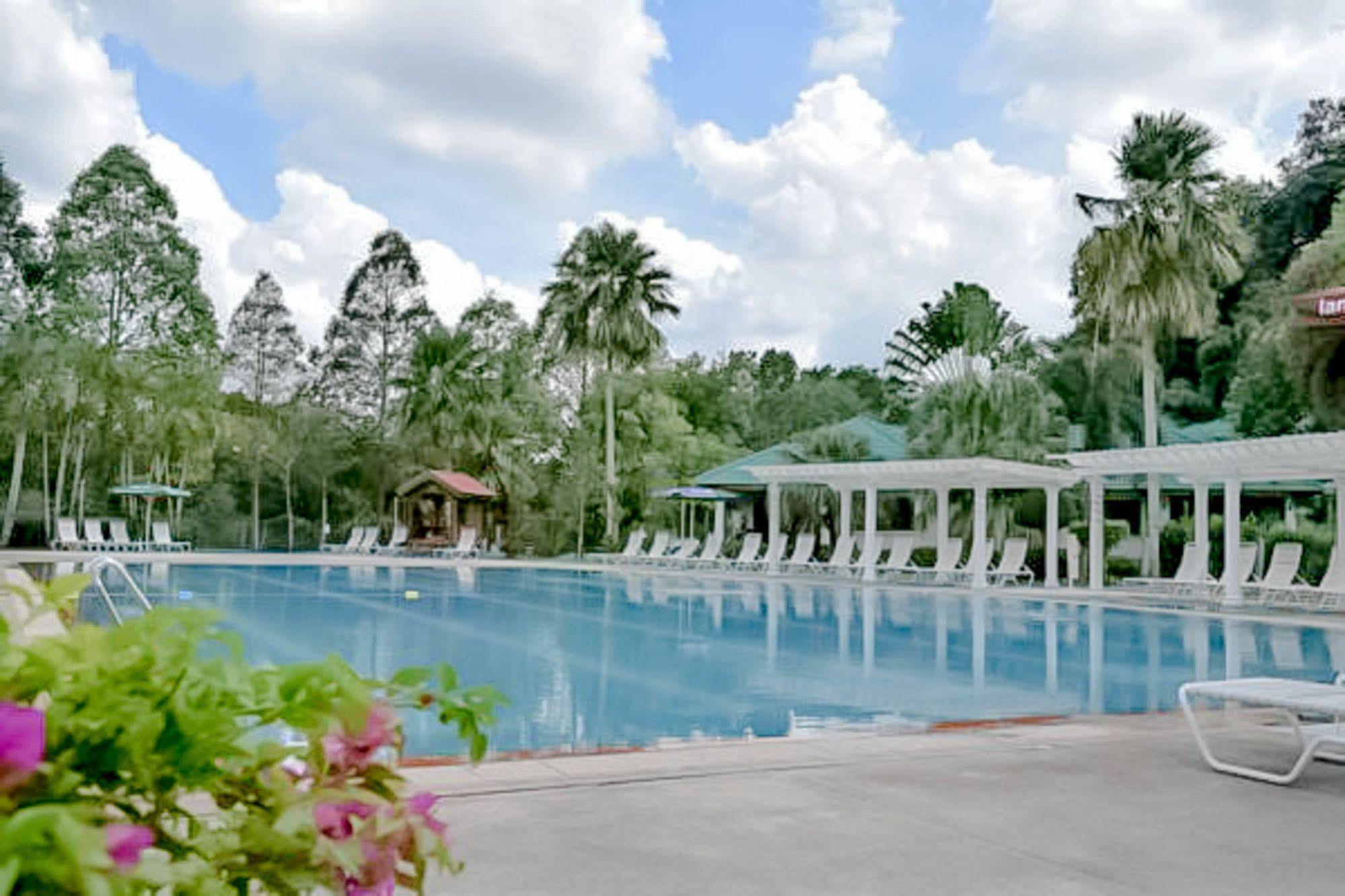 Bdb Darulaman Golf Resort Alor Setar Exterior foto